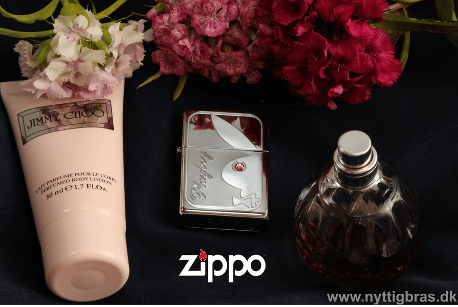 Zippo Lighter Playboy Bunny High Polish Chrome Med Pink Krystal og smukke blomster